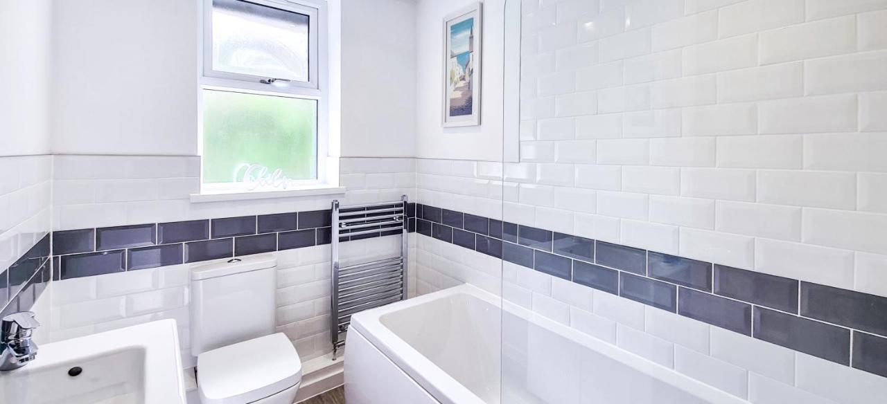 Driftwood Cottage, Luxury Character Cottage In The English Riviera, Close To The Picturesque Precinct Of St Marychurch, A Short Walk To The Stunning Beaches Of Babbacombe And Oddicombe! トーキー エクステリア 写真